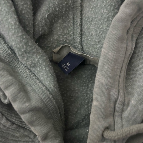 Universal Thread Hoodie - Picture 2 of 2